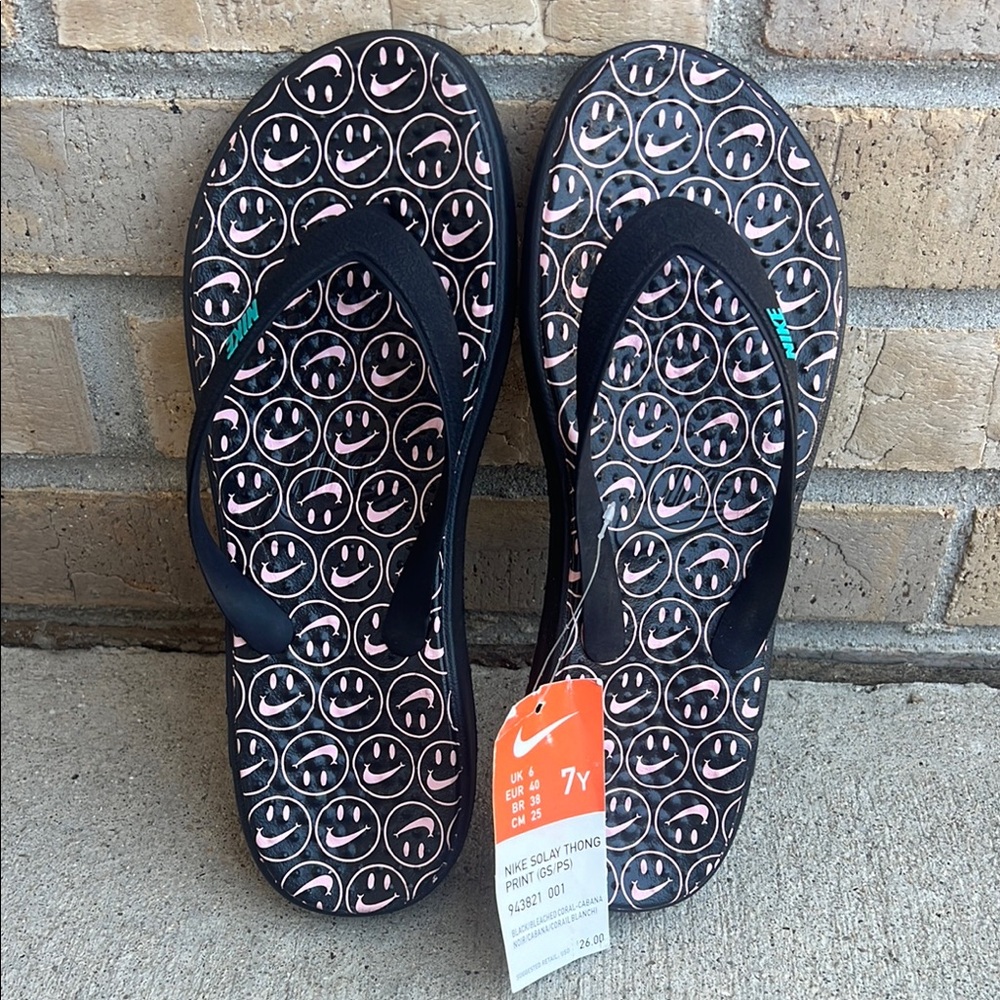 Nike Black and Pink Smiley Sandals